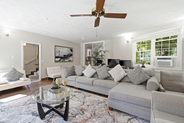 16 Allen Street, Northborough, MA 01532