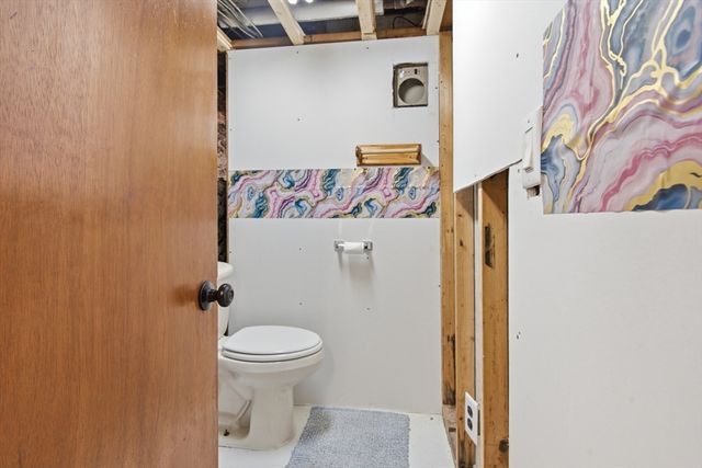 16 Allen Street, Northborough, MA 01532
