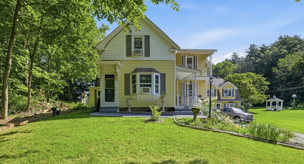 16 Allen Street, Northborough, MA 01532