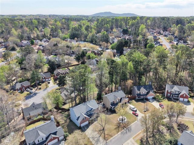 3130 Brookeview Lane NW, Kennesaw, GA 30152