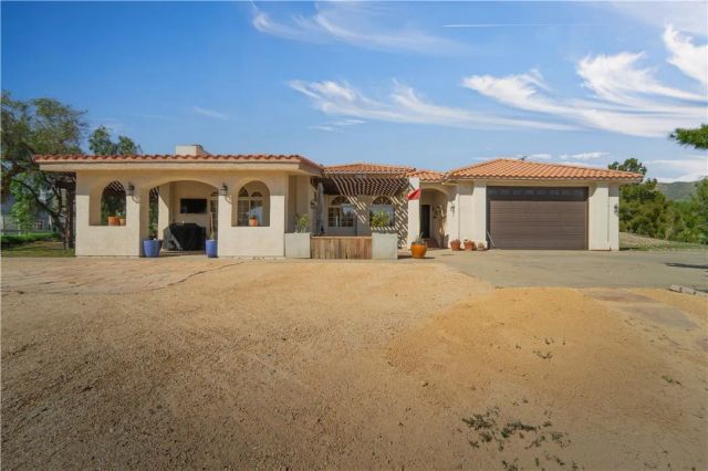 5731 Braeloch St, Acton, CA 93510