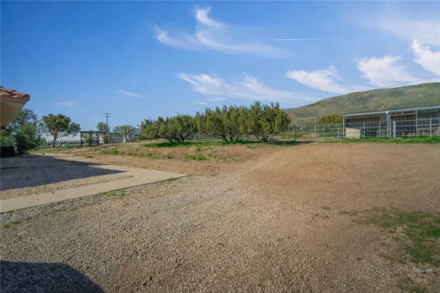 5731 Braeloch St, Acton, CA 93510