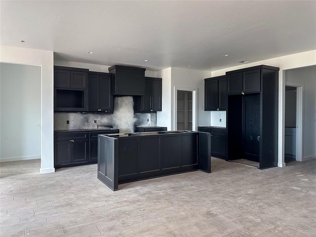 1242 Copper Ridge Circle, Piedmont, OK 73078