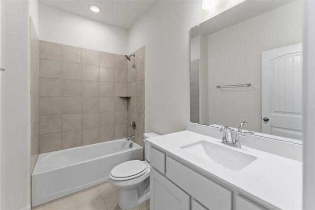 3503 Helena Street, Gainesville, TX 76240