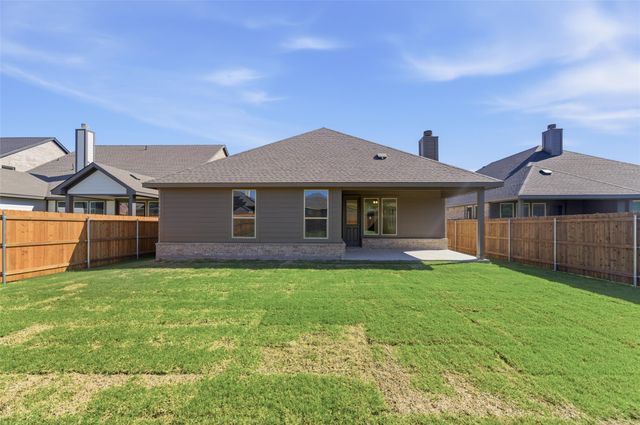 3503 Helena Street, Gainesville, TX 76240
