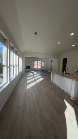 3503 Helena Street, Gainesville, TX 76240