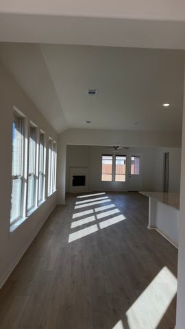 3503 Helena Street, Gainesville, TX 76240