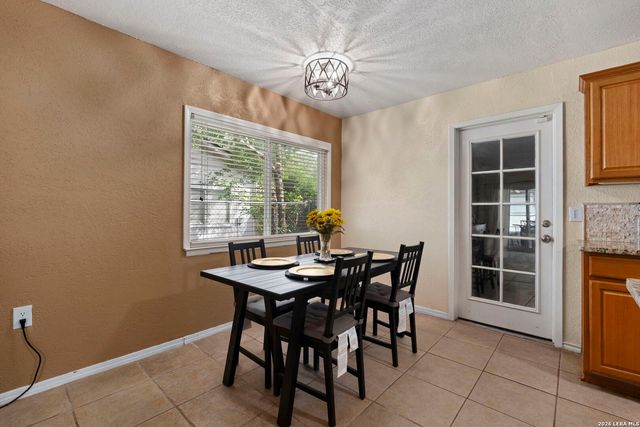 6126 HOPES FERRY ST, San Antonio, TX 78233