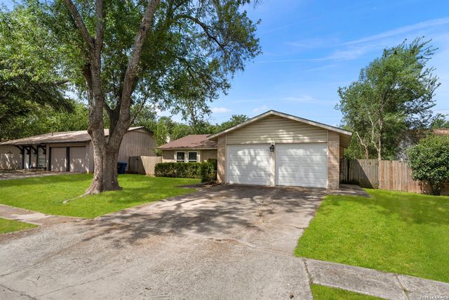 6126 HOPES FERRY ST, San Antonio, TX 78233
