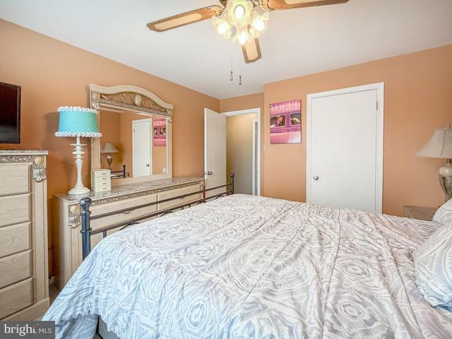 995 NEWTOWN RICHBORO RD, Newtown, PA 18940