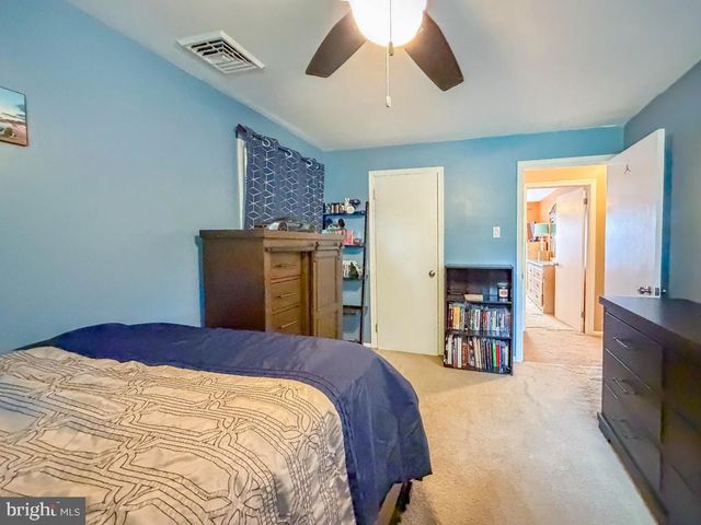 995 NEWTOWN RICHBORO RD, Newtown, PA 18940