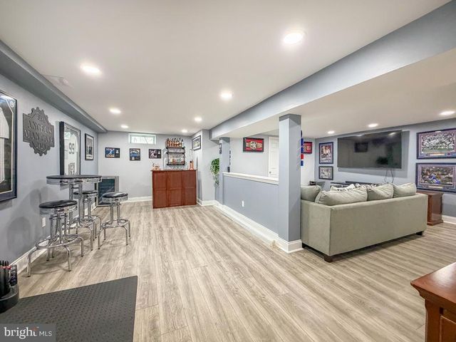 995 NEWTOWN RICHBORO RD, Newtown, PA 18940