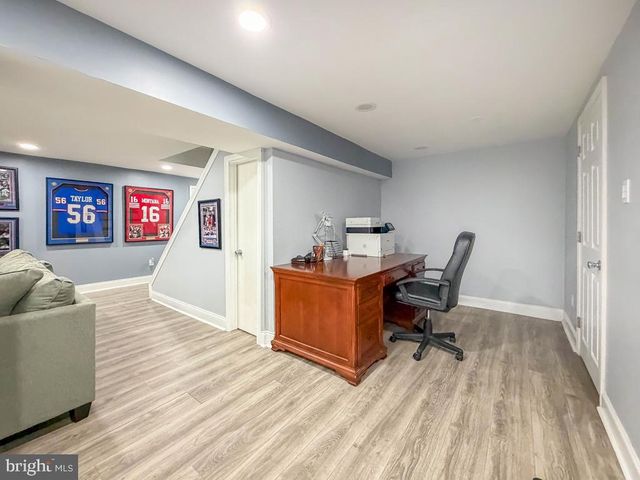 995 NEWTOWN RICHBORO RD, Newtown, PA 18940