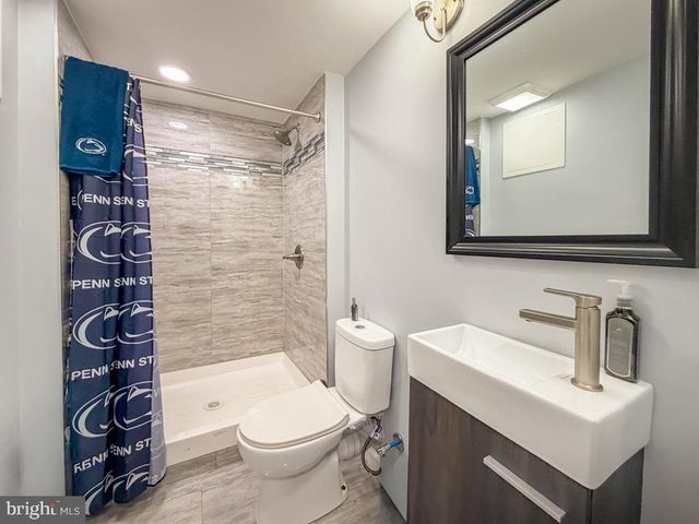 995 NEWTOWN RICHBORO RD, Newtown, PA 18940