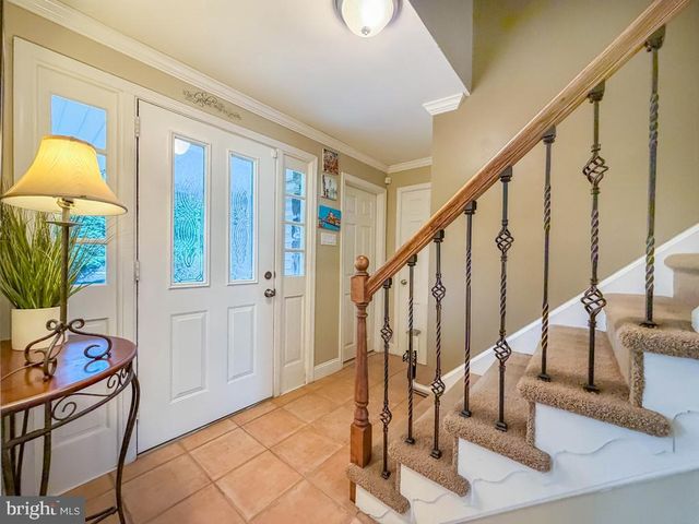 995 NEWTOWN RICHBORO RD, Newtown, PA 18940