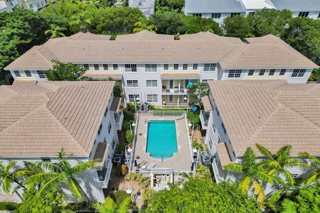 2730 Old Florida Trail 2730, Wilton Manors, FL 33334