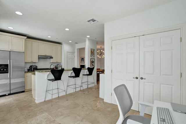2730 Old Florida Trail 2730, Wilton Manors, FL 33334