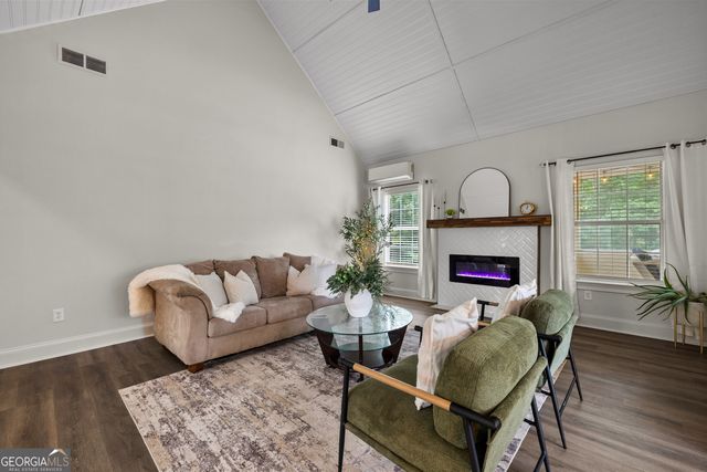 162 Fieldstone Way, Newnan, GA 30265