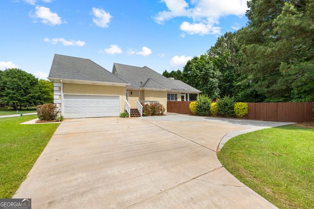 162 Fieldstone Way, Newnan, GA 30265
