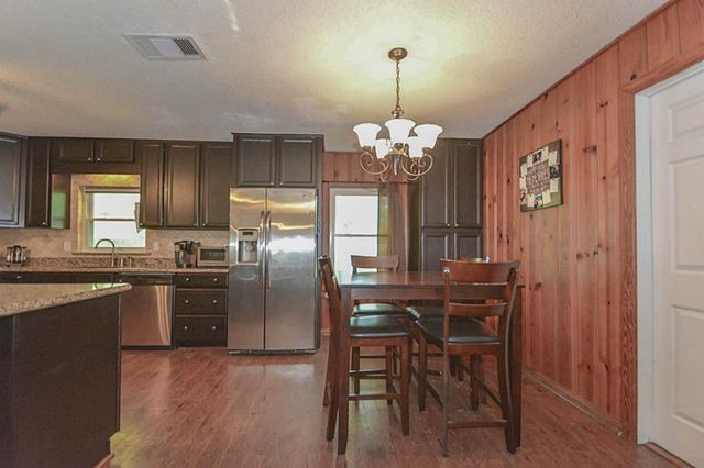 116 Texas Avenue, League City, TX 77573