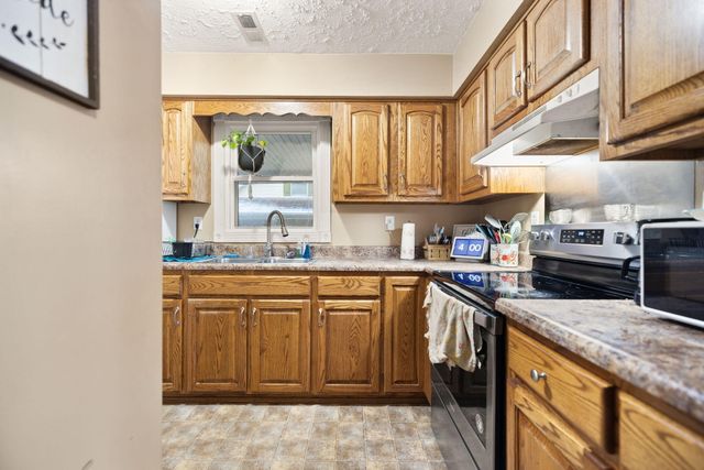 109 Railroad Avenue, Manchester, KY 40962