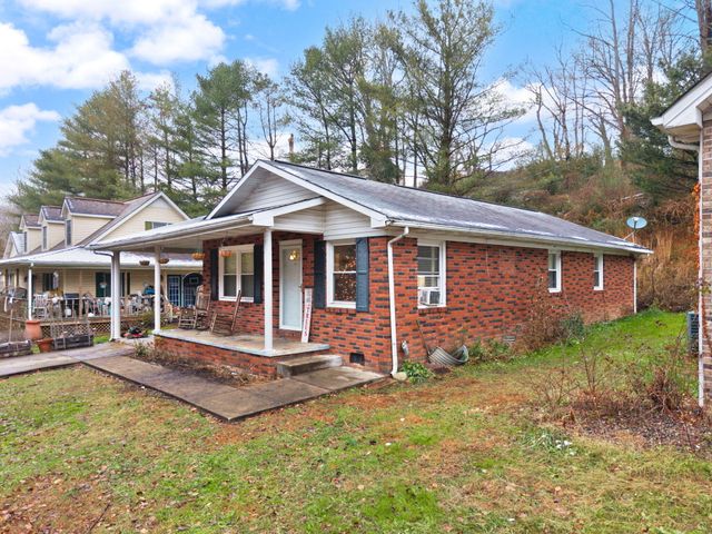 109 Railroad Avenue, Manchester, KY 40962