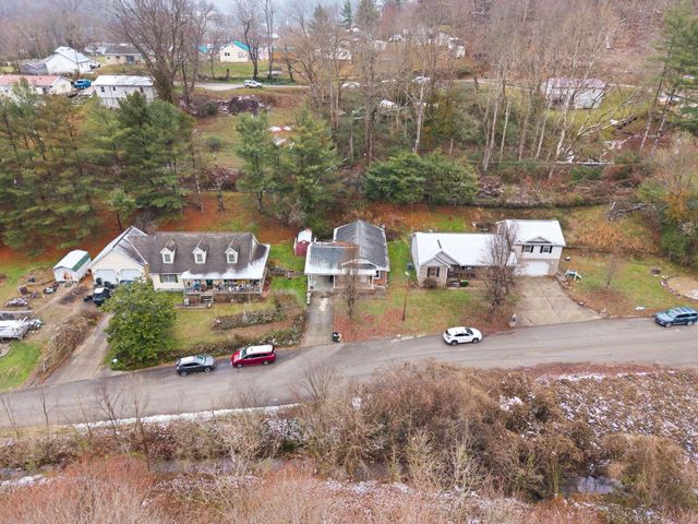 109 Railroad Avenue, Manchester, KY 40962