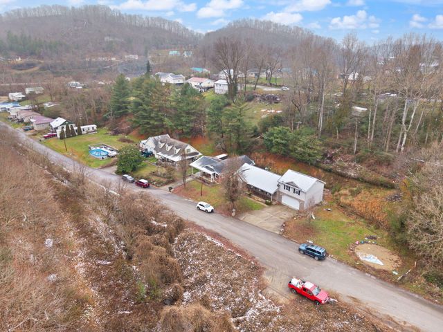 109 Railroad Avenue, Manchester, KY 40962