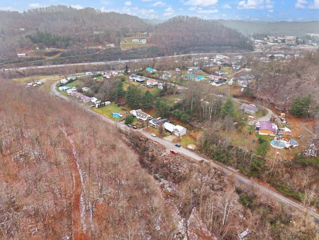 109 Railroad Avenue, Manchester, KY 40962