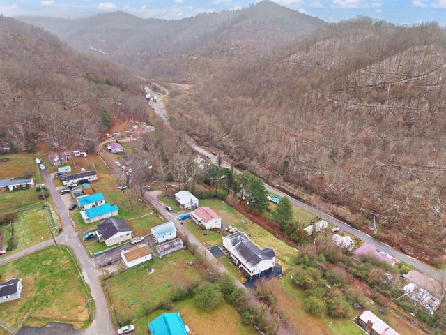 109 Railroad Avenue, Manchester, KY 40962