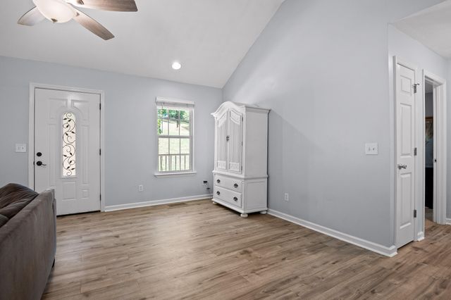 71 Georgia Terrace, Rossville, GA 30741