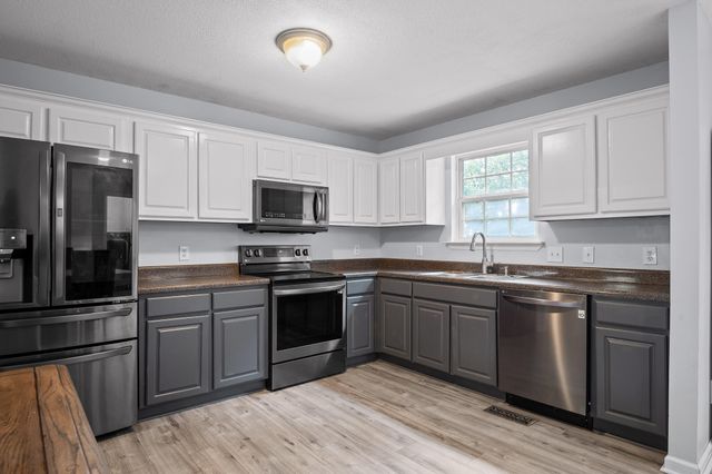 71 Georgia Terrace, Rossville, GA 30741