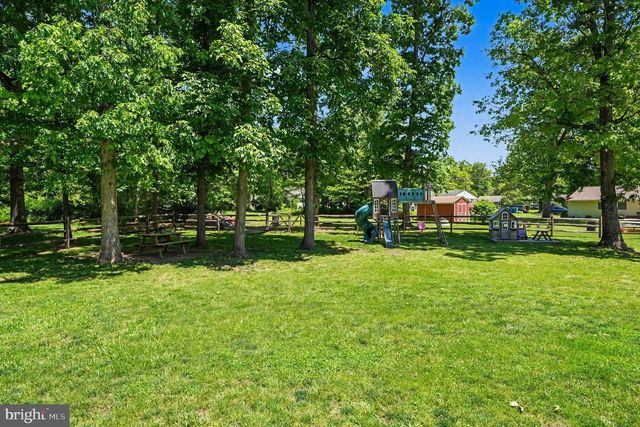 621 ELEPHANT RD, Perkasie, PA 18944