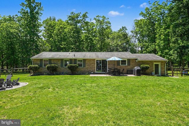621 ELEPHANT RD, Perkasie, PA 18944