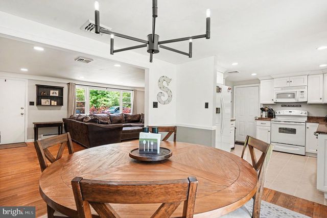621 ELEPHANT RD, Perkasie, PA 18944