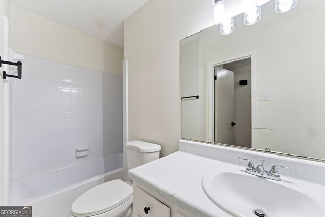 6614 Melandre Drive, Morrow, GA 30260