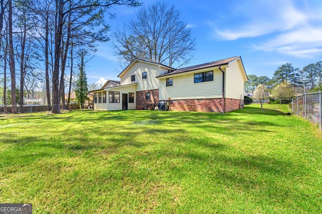 6614 Melandre Drive, Morrow, GA 30260