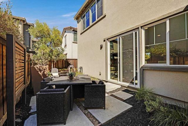 883 Barney Com, Livermore, CA 94551