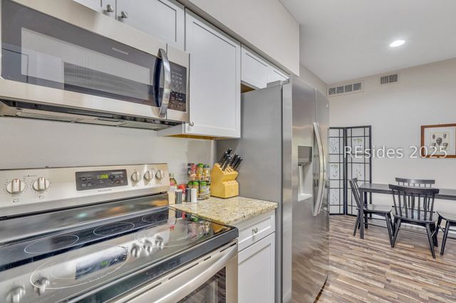 112 Union Cemetery Rd Apt 128, Hilton Head Island, SC 29926