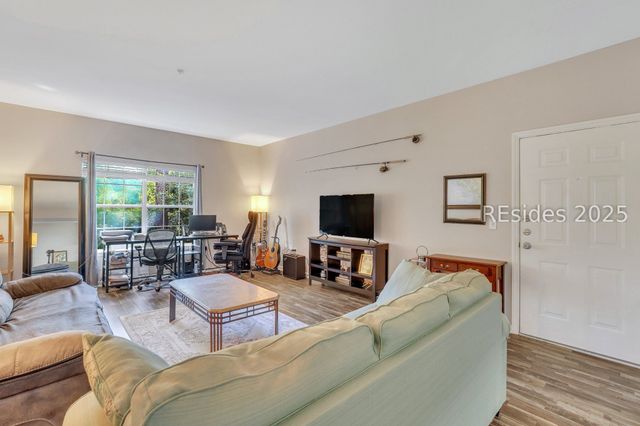 112 Union Cemetery Rd Apt 128, Hilton Head Island, SC 29926