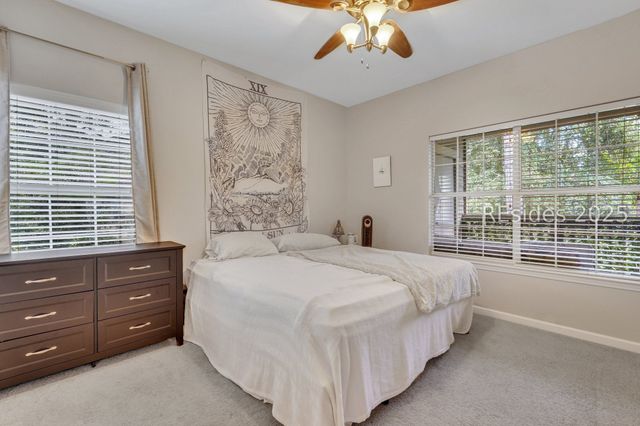 112 Union Cemetery Rd Apt 128, Hilton Head Island, SC 29926