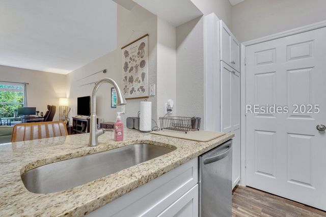 112 Union Cemetery Rd Apt 128, Hilton Head Island, SC 29926