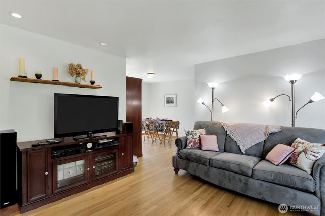 2145 N 146th Street, Shoreline, WA 98133