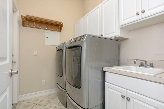 16022 GOLDEN LAKES DRIVE, Wimauma, FL 33598