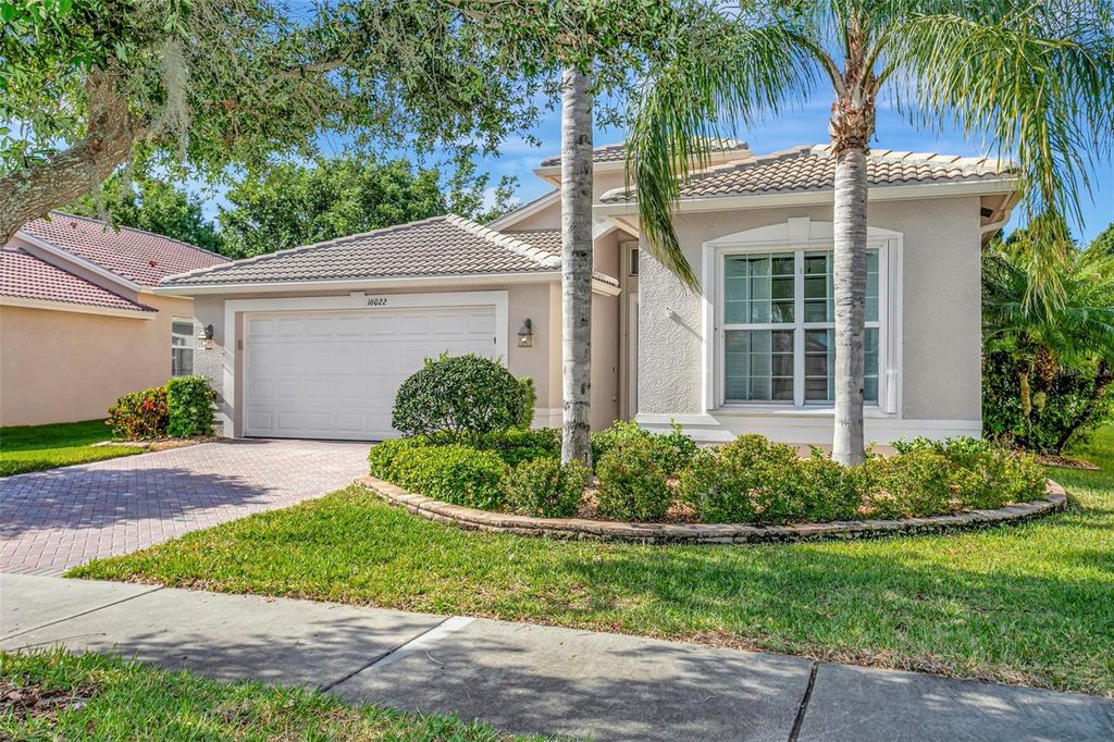 Image 1 of property listing at 16022 GOLDEN LAKES DRIVE, Wimauma, FL 33598