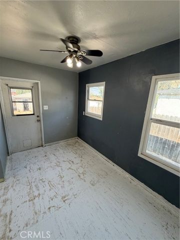 917 W 9th, Corona, CA 92882