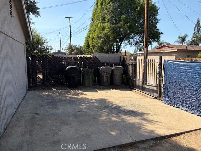 917 W 9th, Corona, CA 92882