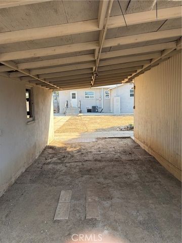 917 W 9th, Corona, CA 92882