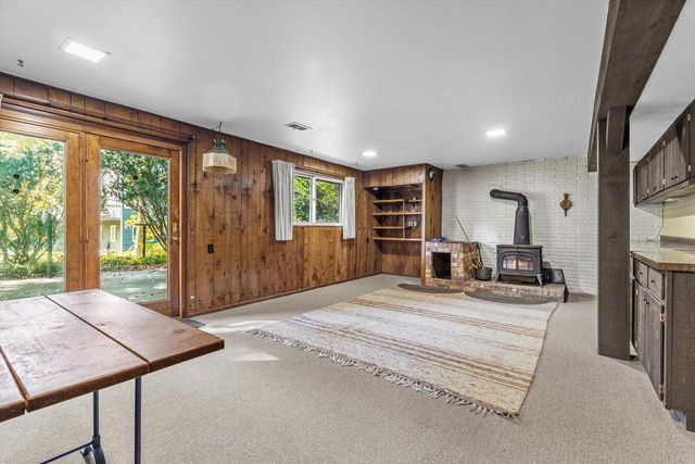 11595 W Edgerton AVENUE, Hales Corners, WI 53130