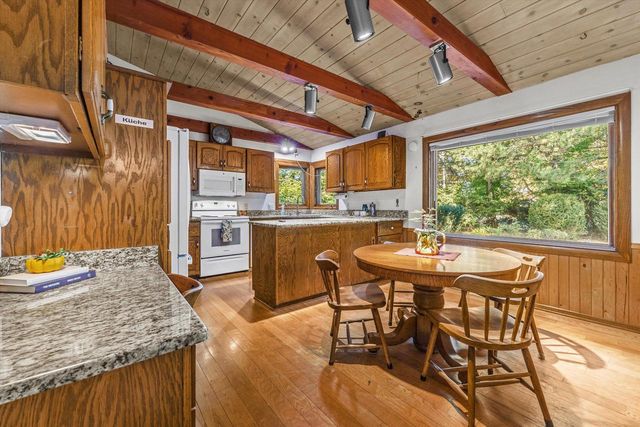11595 W Edgerton AVENUE, Hales Corners, WI 53130